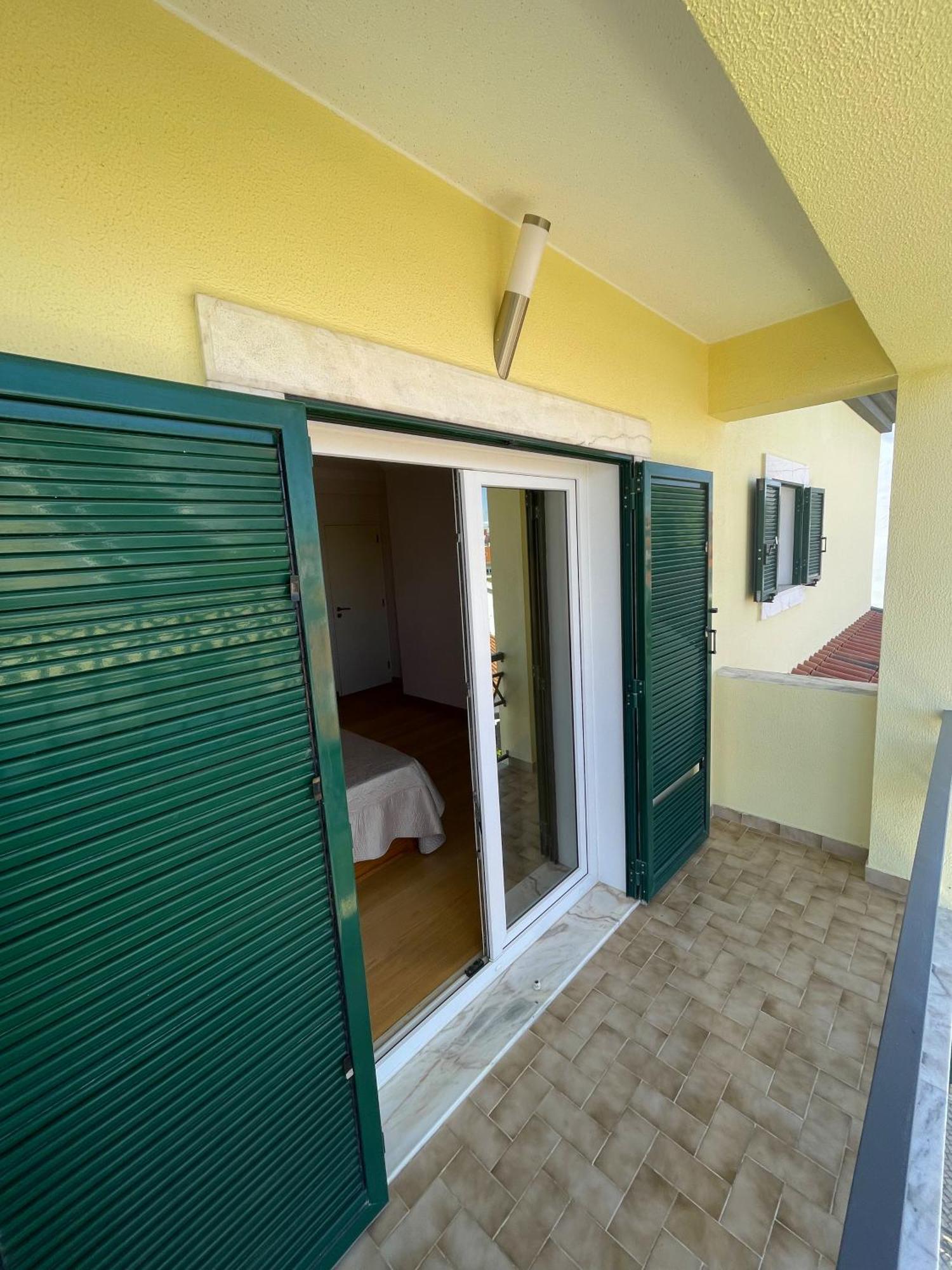 Lolik Villa Sobreda Kültér fotó