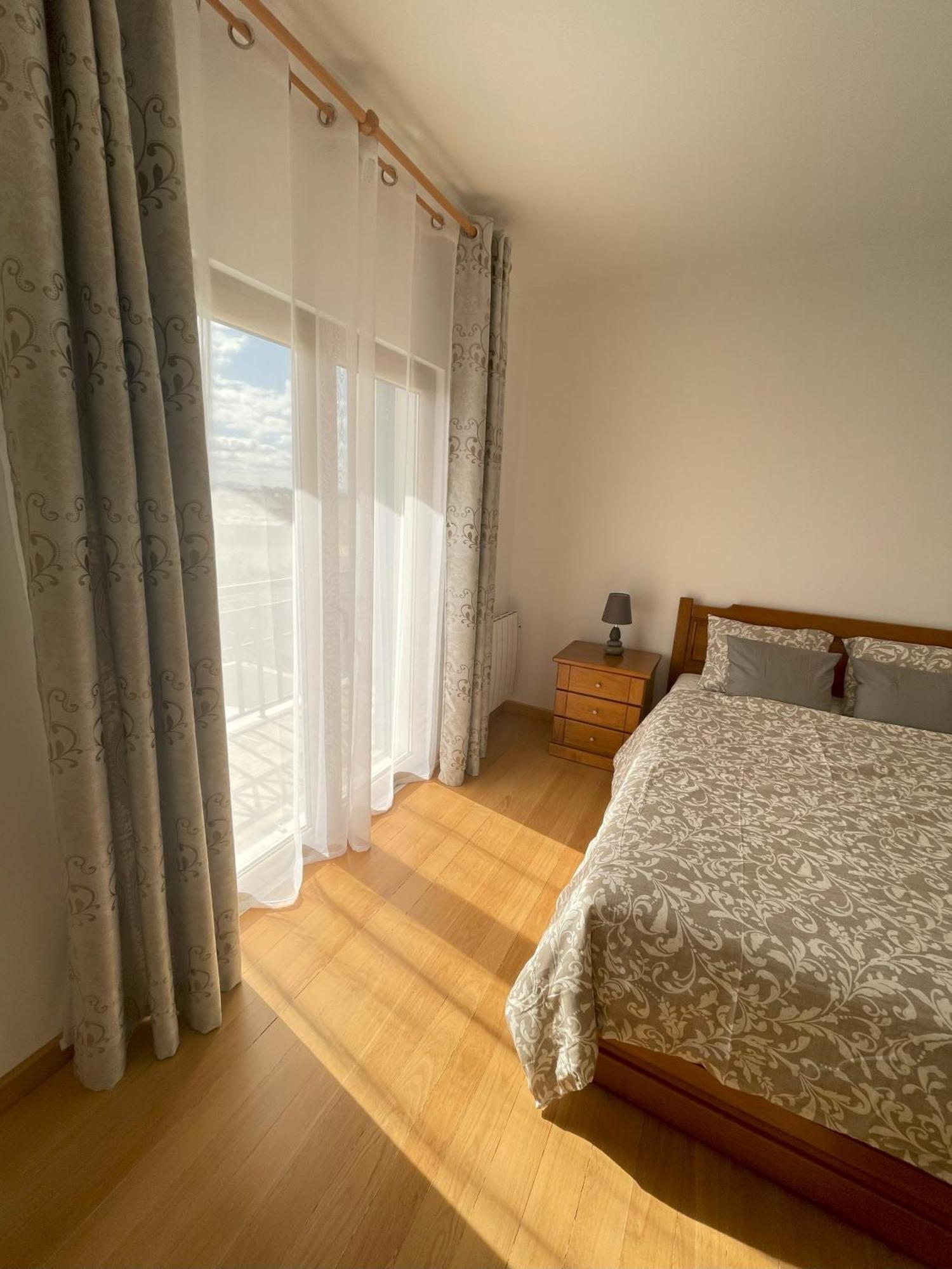 Lolik Villa Sobreda Kültér fotó