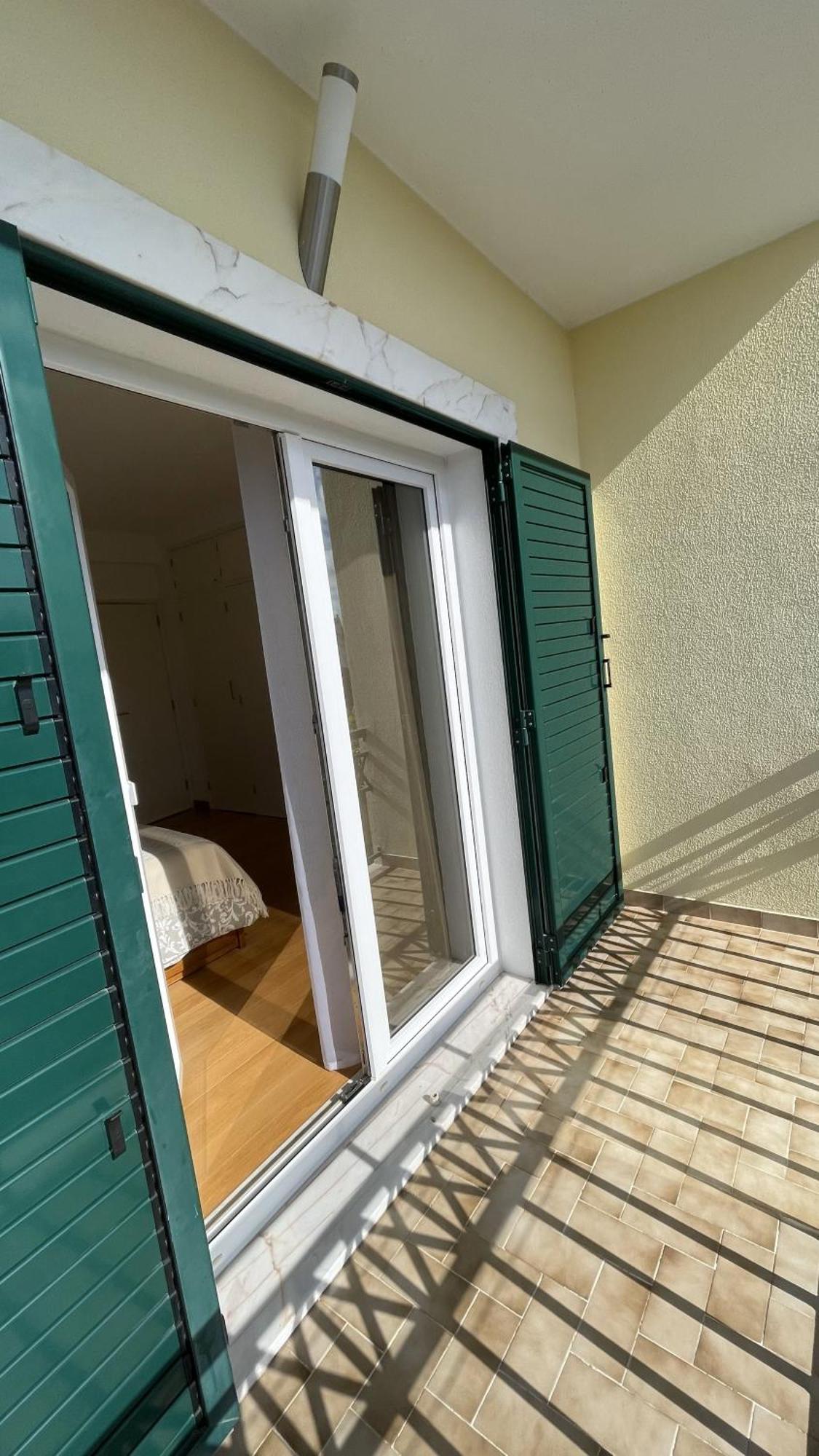 Lolik Villa Sobreda Kültér fotó